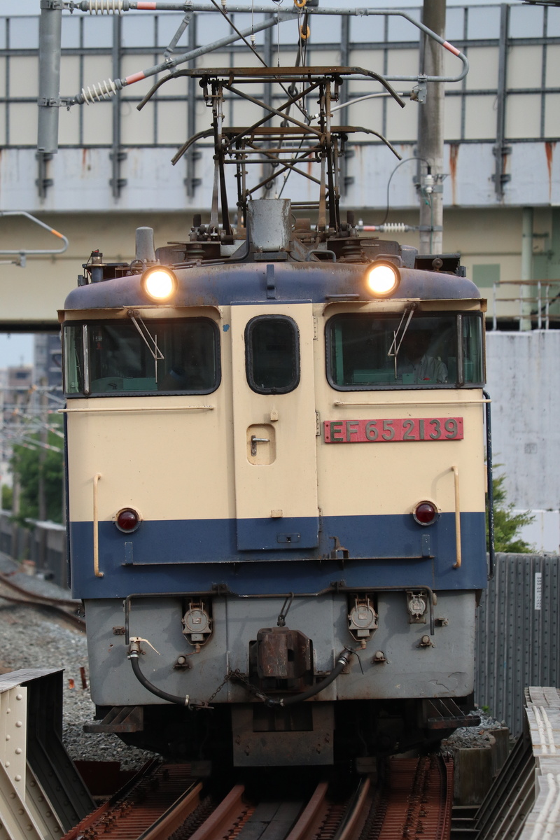 JR貨物 EF65-2127